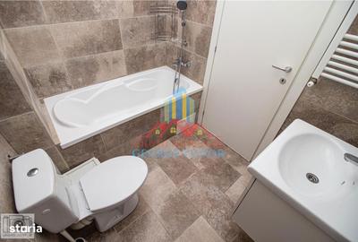 Apartament cu 3 camere decomandat în Roșu - 19
