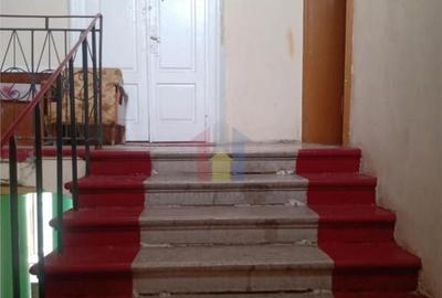 Apartament Ultracentral 2 camere,47mp utili, la curte, imobi - 2