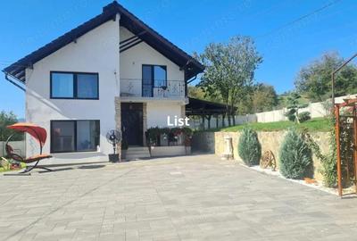 House for sale, 5 Rooms, 240 sqm, 1753 sqm, Boholt