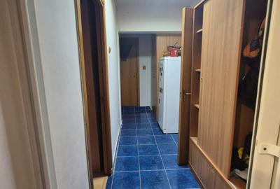 Aparatorii Patriei metrou - 3 camere , 2 bai Aparatorii Patriei metrou - 3 camere , 2 bai - 6