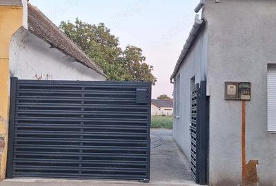 Casa de vanzare Casa de vanzare - 1