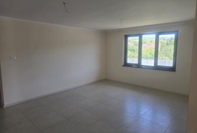 Casă cu 3 camere în Exterior Vest - 2