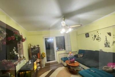 Apartament de vanzare, cu 5 camere, zona 300 Micalaca - 7