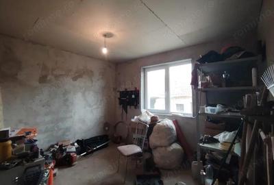 Casa de vanzare in Tarian - 7