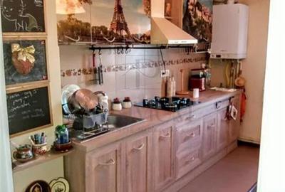 Apartament cu 3 camere decomandat, mobilat în Lipovei - 3