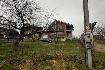 SATU NOU DE JOS, casa D+P+E 300mp , cu teren 21ari! - 31