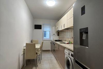 1 Decembrie 2 Camere Etaj 1  55 Mp Centrala Proprie Bloc 2016 9 Min Metrou 1 Dec 1 Decembrie 2 Camere Etaj 1  55 Mp Centrala Proprie Bloc 2016 9 Min Metrou 1 Dec - 8