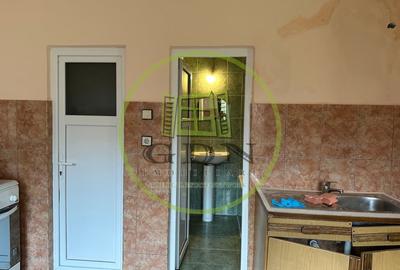 Casa 4 camere suprafata utila 100mp cu teren 400mp spre vanzare in Gura Raului - 5