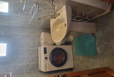 Apartament de inchiriat 3 camere, 2 bai - 2