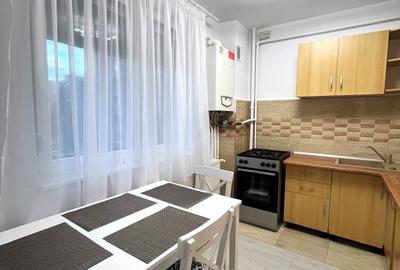 Apartament 2 camere, renovat, etaj 3/10 – zona  Hotel Victoria Bulevard - 3