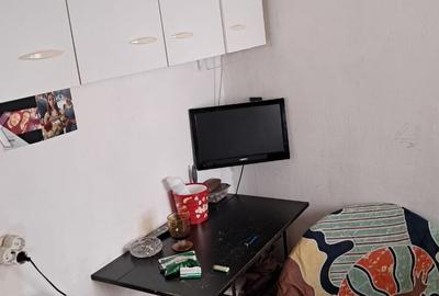 Unirii,la mansarda, decomandat,Amenajat CENTRALA TERMICA boxa,2 bai,Liber - 3