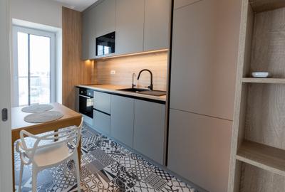 Apartament cu 3 camere decomandat, mobilat în 13 Septembrie - 2