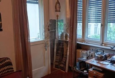 Apartament cu 5 camere decomandat în Romană - 2