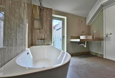 Casă cu 9 camere cu Canalizare în Dorobanți - 11