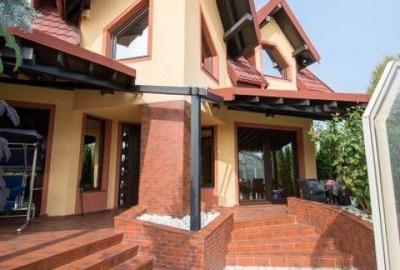 Casă cu 4 camere cu Teren 700 Mp în Bucov - 19