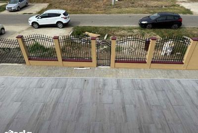 Casă cu 4 camere cu Teren 270 Mp în Central - 3