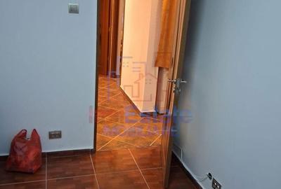 Apartament cu 3 camere decomandat în Galata - 3