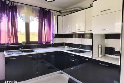 Casă cu 5 camere cu Teren 295 Mp în Central - 15