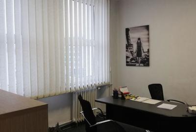 Spațiu comercial, de 21 mp, în Central