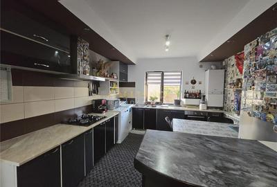 Vila mobilata si utilata- 5 camere -foisor -pod- statie dedurizare - 6