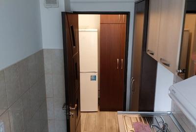 Inchiriez apartament 2 camere decomandat  utilat -mobilat Inchiriez apartament 2 camere decomandat  utilat -mobilat - 8