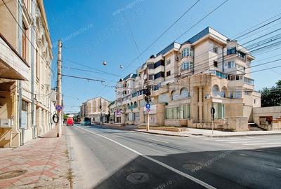 Spațiu comercial, de 1,000 mp, în Central - 1