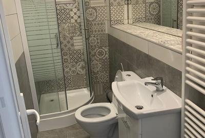 Spațiu comercial, de 335 mp, în P-ța Galați - 18