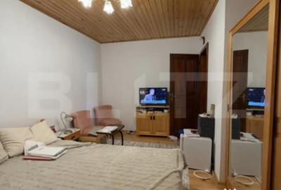 Casă cu 3 camere cu Teren 1603 Mp în Central - 6