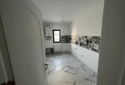 Apartament cu 2 camere decomandat în Lunca Cetățuii