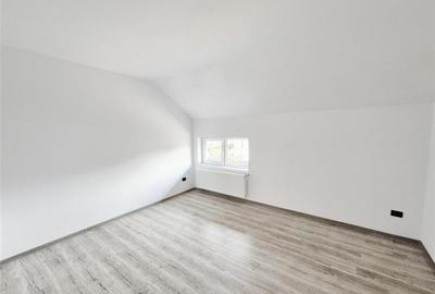 Casă cu 5 camere cu Teren 700 Mp în Miroslava - 5