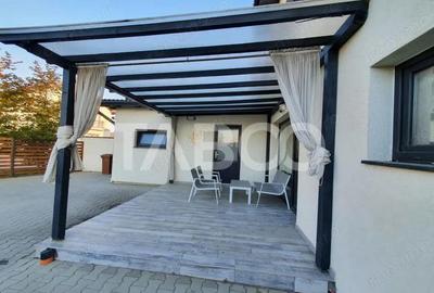 Casa moderna de inchiriat cu 4 camere si curte in Selimbar - 2