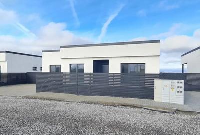 Casă cu 4 camere cu Canalizare în Tărlungeni - 6