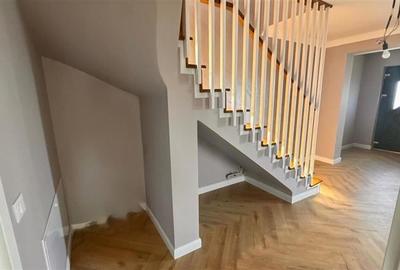 Casa tip duplex cu panorama superba asupra lacului Rediu - 7