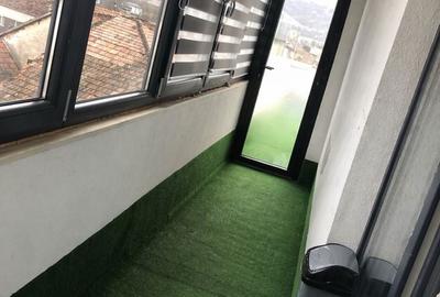 Apartament cu 3 camere decomandat în Gilău - 2