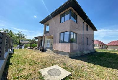Casa individuala de vanzare in Rascruci - 189 mp utili, 623 mp teren - 2