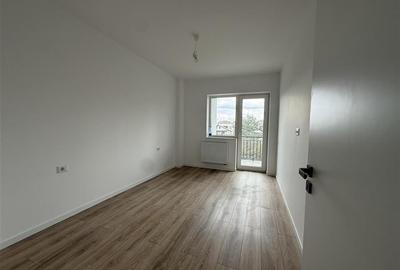 Apartament cu 2 camere decomandat în Tractorul - 8