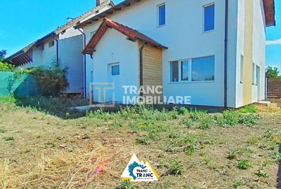 Casă cu 6 camere cu Teren 290 Mp în Sânleani - 12