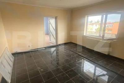 Apartament cu 3 camere semidecomandat în Câmpia Turzii - 1