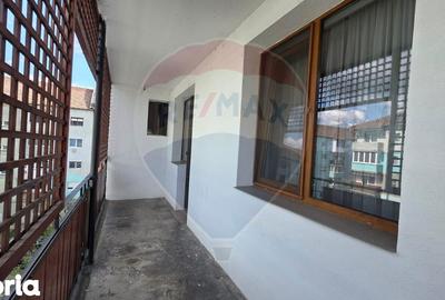Apartament cu 3 camere în Vitrometan - 12