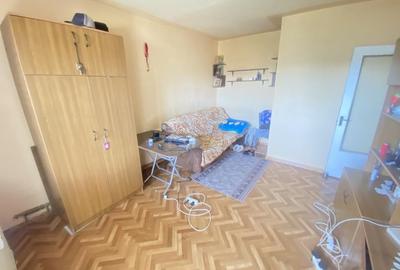 Apartament cu 3 camere decomandat în Rahova - 13