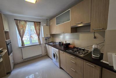 Apartament cu 3 camere semidecomandat, mobilat în Est - 2