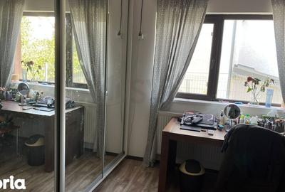 Casă cu 3 camere cu Canalizare în Ghencea - 2