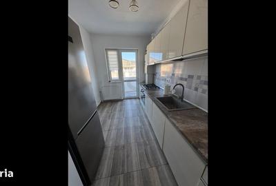 Apartament cu 2 camere decomandat în Apărătorii Patriei - 3