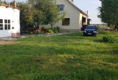 Casă cu 7 camere cu Teren 1450 Mp în Stupini - 7