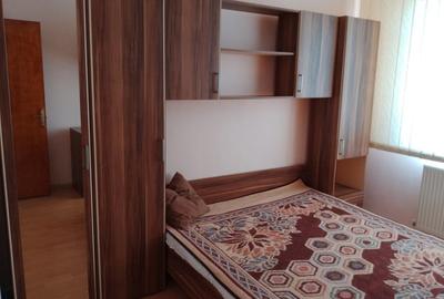 Apartament cu 2 camere semidecomandat în Central - 1