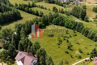 Teren de la 1500 mp Podul Simonului- Bran