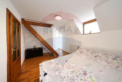 Casă cu 8 camere cu Teren 720 Mp în Central - 45
