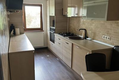 Apartament cu 3 camere decomandat în Bartolomeu - 8