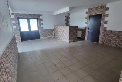 Spațiu comercial, de 300 mp, în Buzescu - 2
