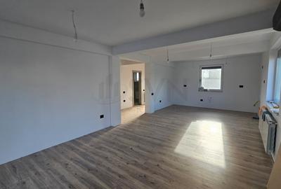 Casă individuală cu 4 camere cu Canalizare în Domnești - 7